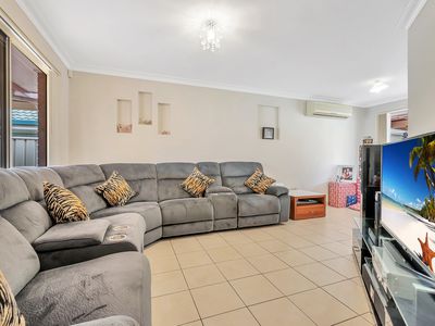 14 Carandini Street, St Helens Park