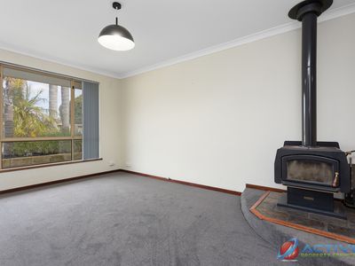 7 Bardoc Court, Hillman