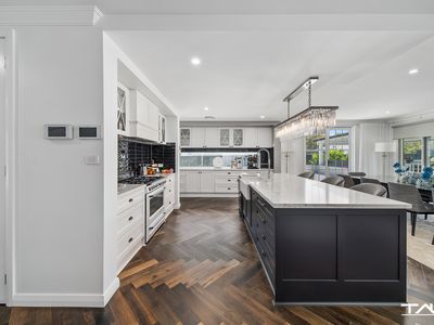 180 Forestwood Drive, Glenmore Park