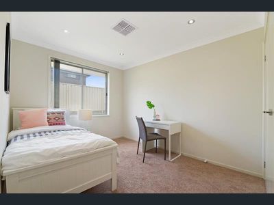 16 Bartlett Street, Oran Park