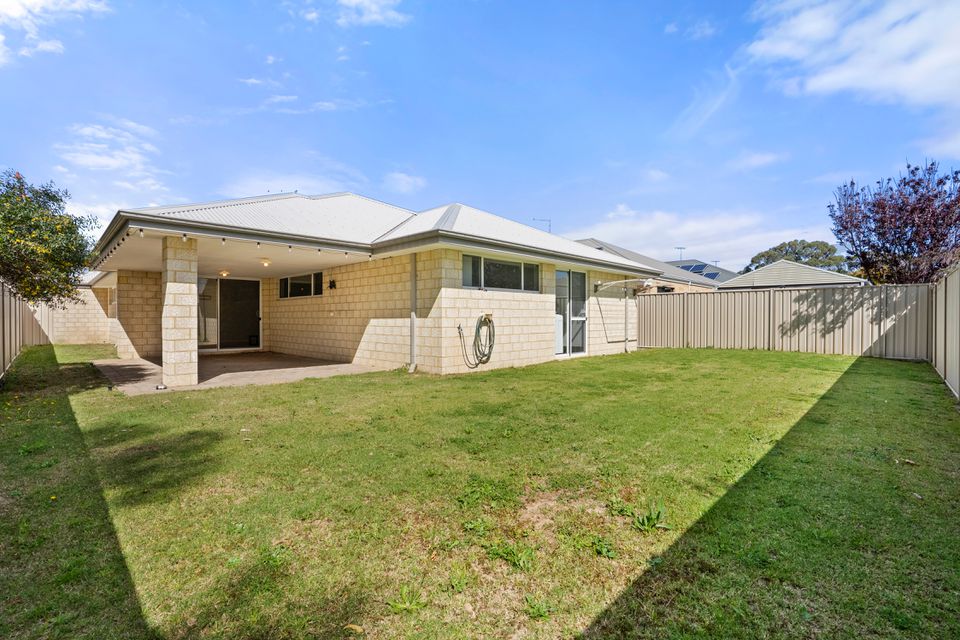 294 Pebble Beach Blvd, Meadow Springs
