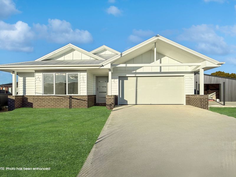 6 Robert Walter Place, Deniliquin