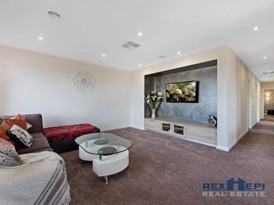 56 Linden Tree Way, Cranbourne North