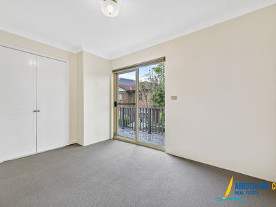 5 / 6 Batemans Road, Gladesville