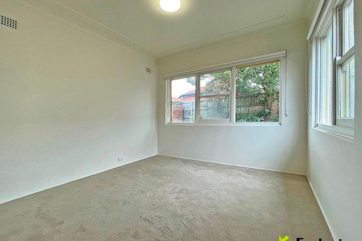 7 Udall Avenue, Five Dock