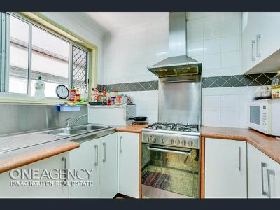 32 Crater St, Inala
