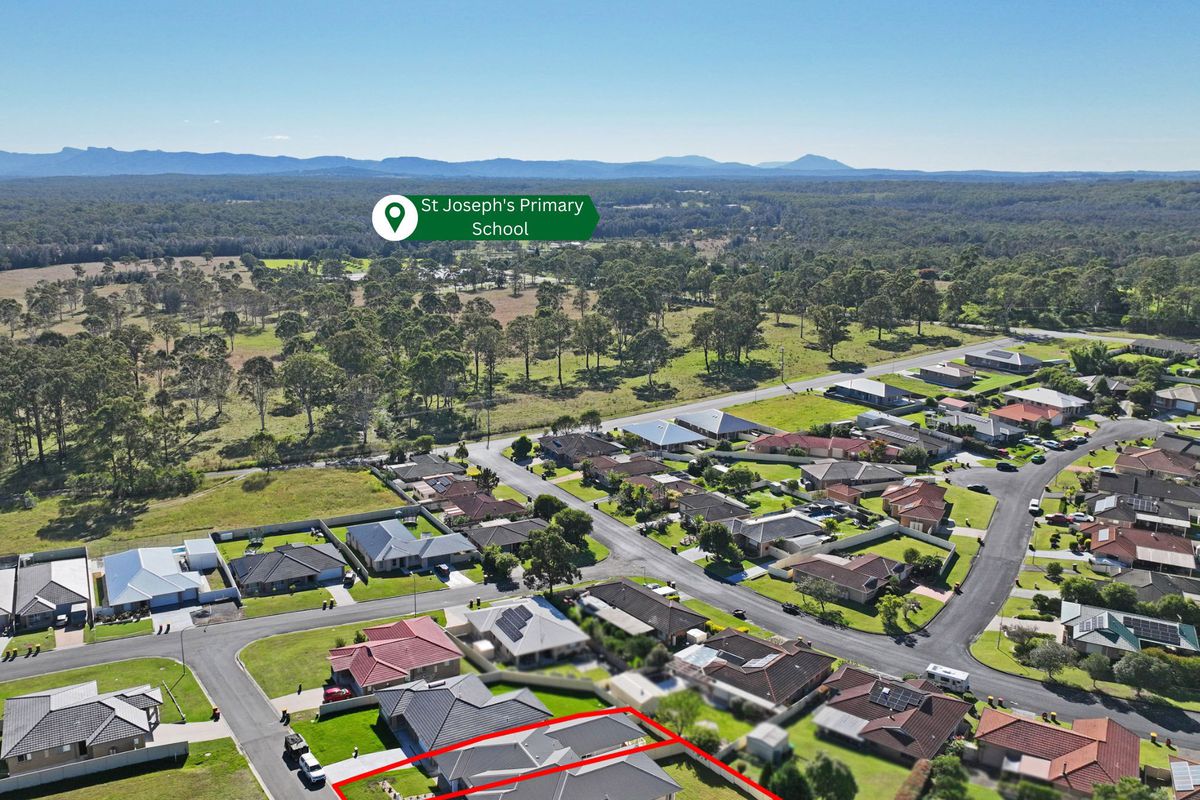 1&2 / 5 Melinga Place, Taree