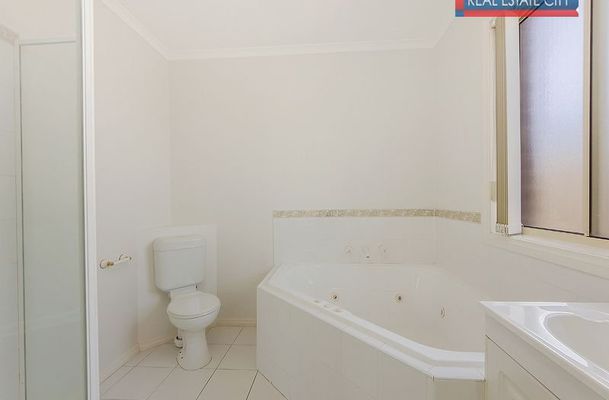 42 Excelsior Heights, Craigieburn