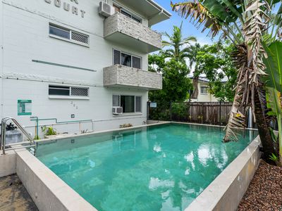 1 / 282 Lake Street, Cairns North