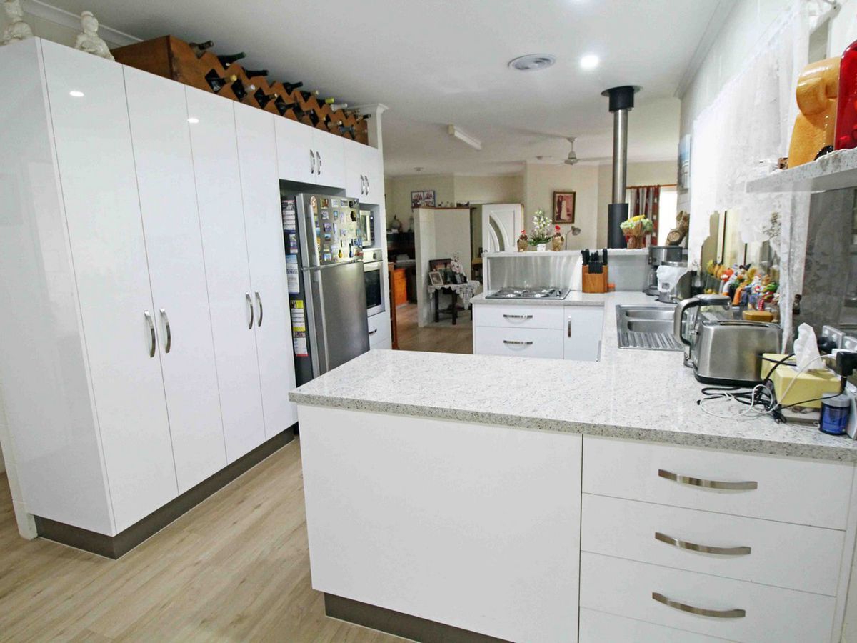 10 Horsley Close, Atherton