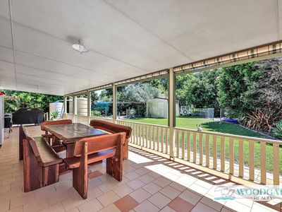 27 Coral Sea Dr, Woodgate