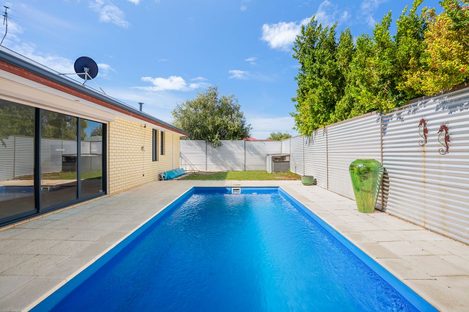 25 Seawind Drive, Rockingham