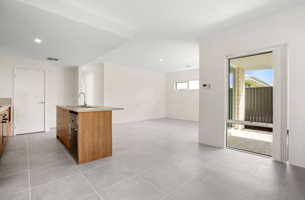 16 Minjary Loop, Baldivis