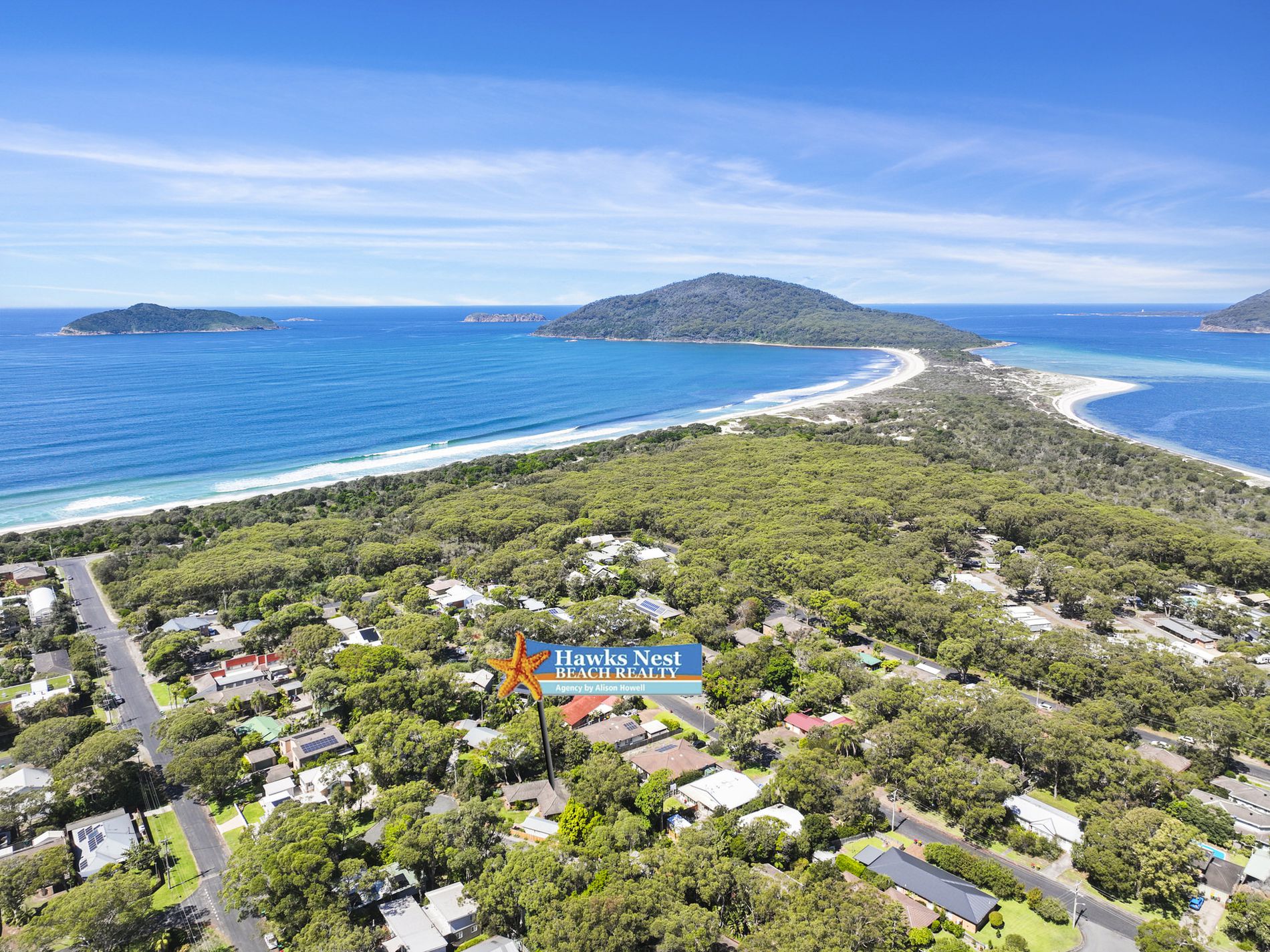 2 East Close, Hawks Nest