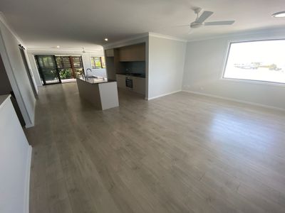 5 Twilight Close, Red Head