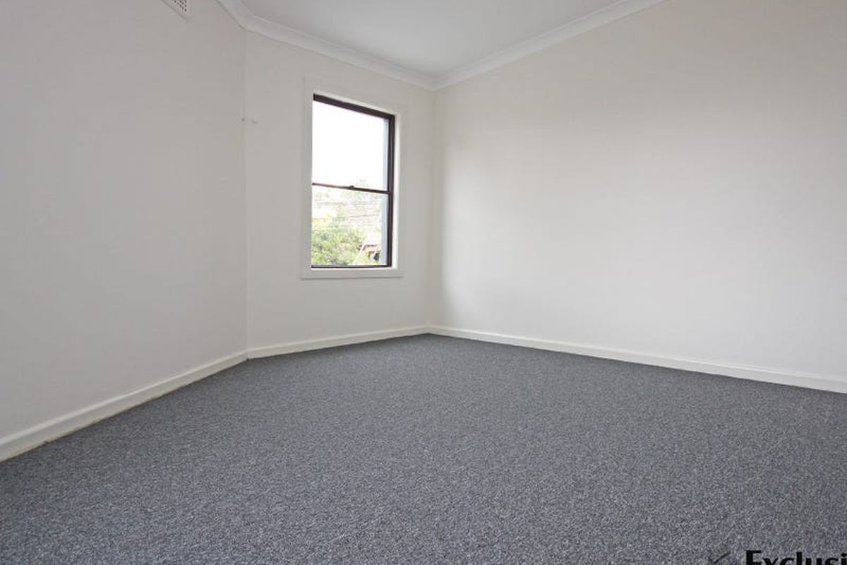 1 / 325 Concord Road, Concord West