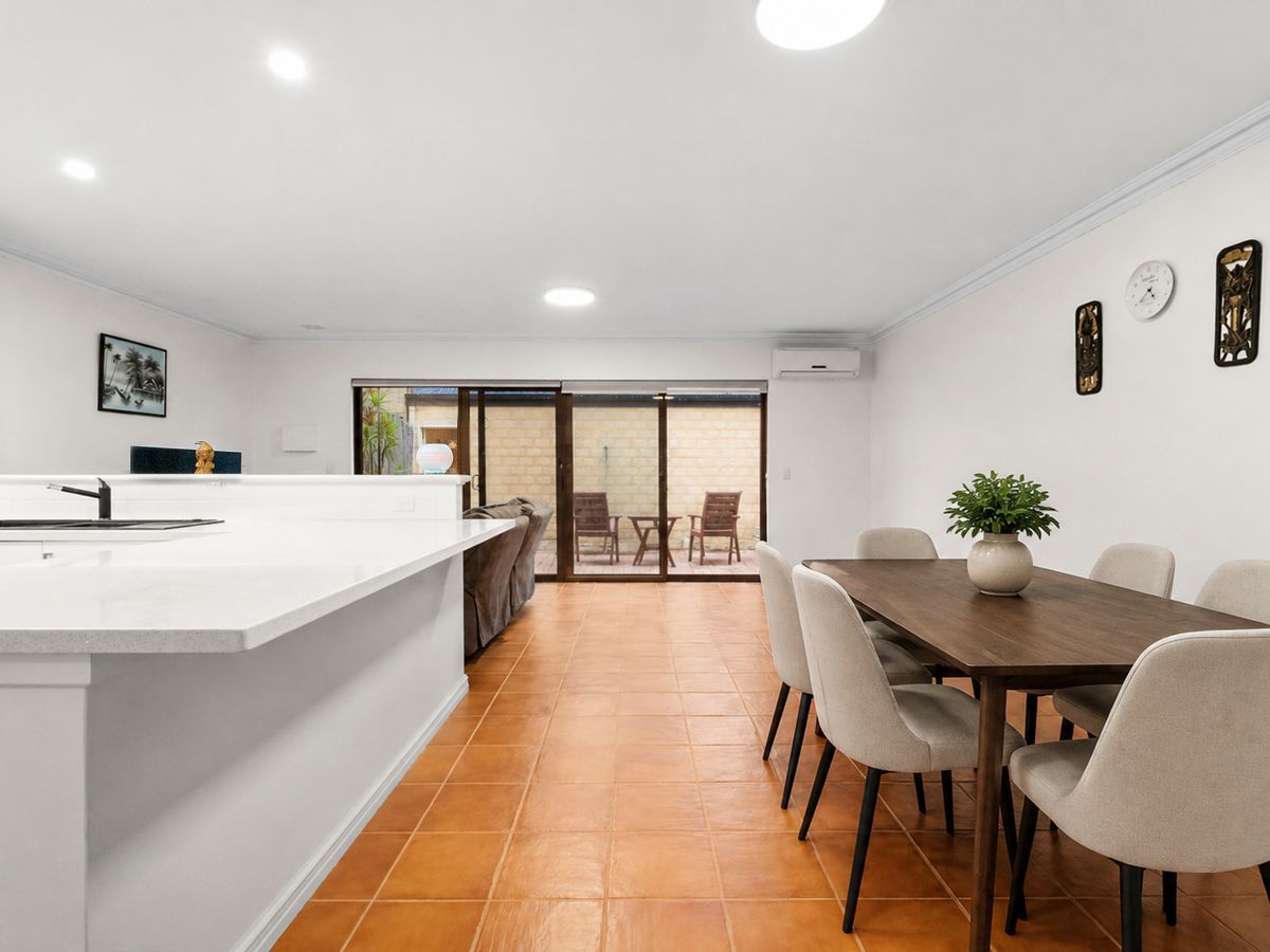 58 Lakeside Drive, Joondalup