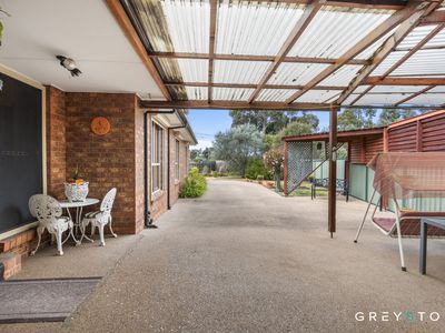 26 Broula Court, Taylors Lakes