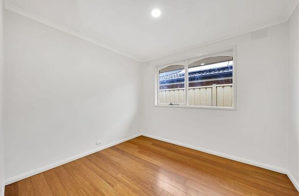 42 Malmsbury Drive, Meadow Heights