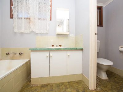 24 Steamer Avenue, South Hedland