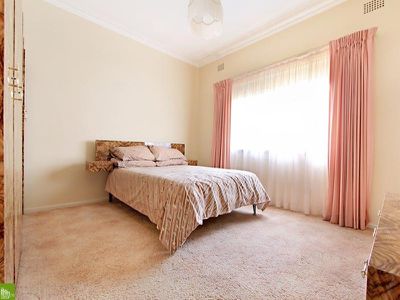 24 Cummins St, Unanderra