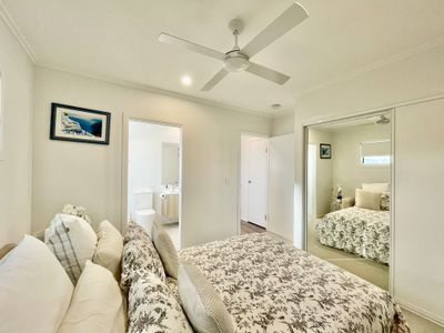 99  / 5 Serenity Drive, Eli Waters