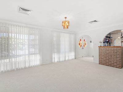 7 King George Parade, Forster