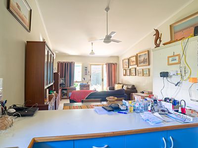 8 / 77-81 FRESHWATER STREET, TORQUAY QLD 4655, Torquay