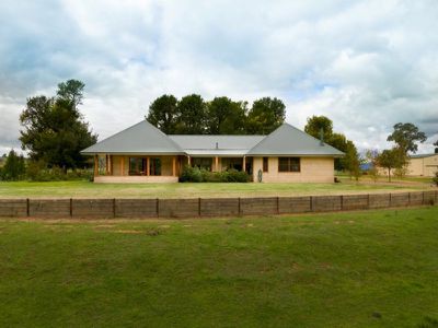 1367 Mountain Creek Road, Mountain Creek