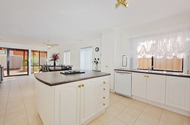 40 Paramatta Walk, Craigieburn