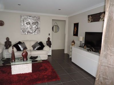8 Safford Avenue, Aveley