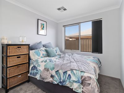 62 Lockhart Crescent, South Guildford