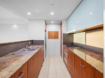901 / 108 Terrace Road, East Perth