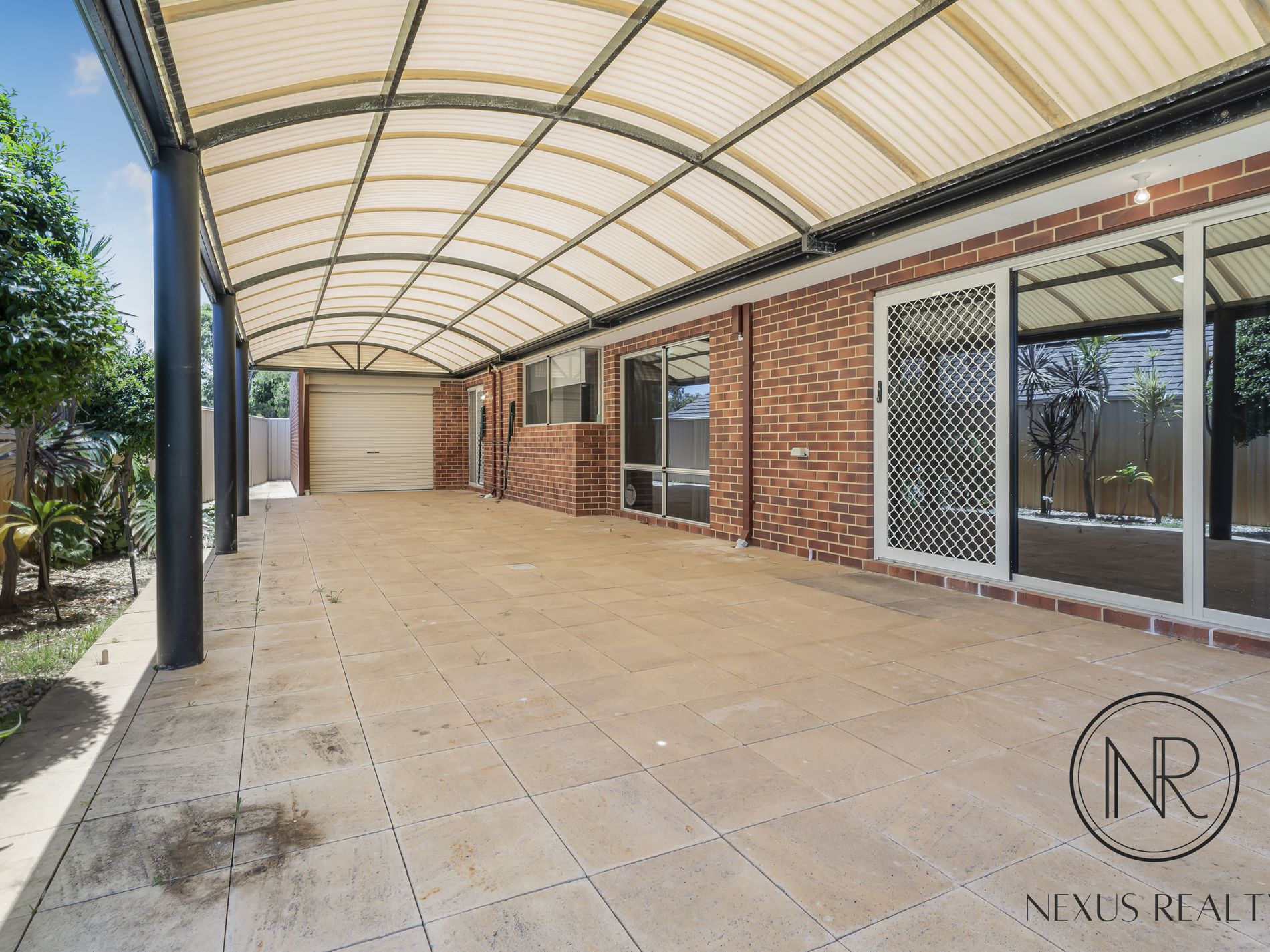 70 Golf Links Drive, Carramar