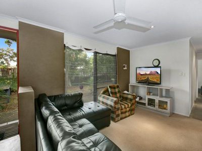 20 Pine Avenue, Tewantin