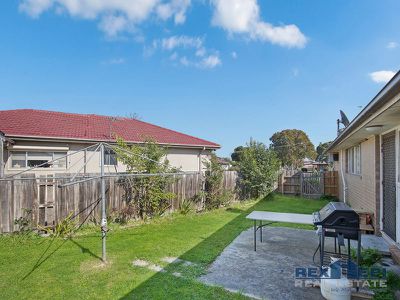6 Anderson Close, Hampton Park