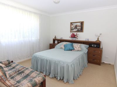 5 Cedar Grove, Forster