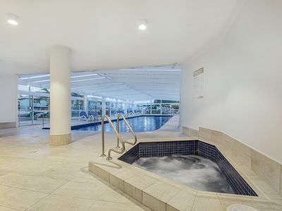 10E / 2 Nineteenth Avenue, Palm Beach