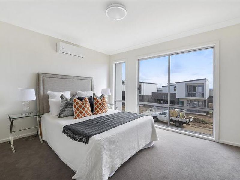30 Coldstream Lane, Gledswood Hills