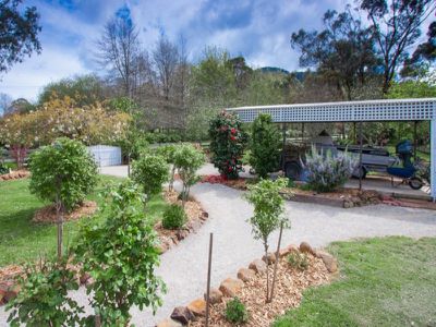 18 Salisbury Road, Mount Macedon