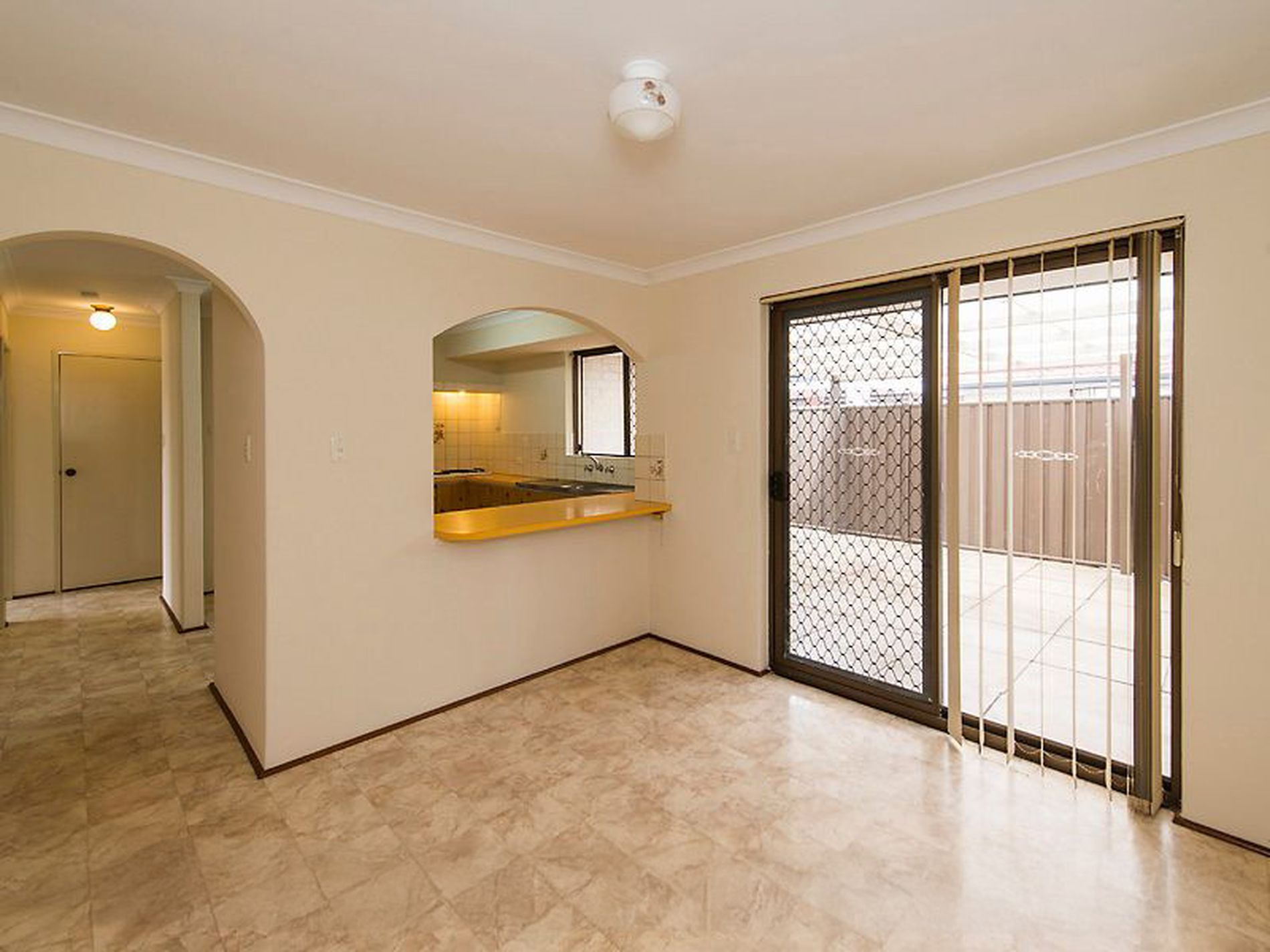 1 / 15 Rentney Way, Willetton