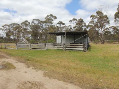 92 Rayma Road, Moormbool West