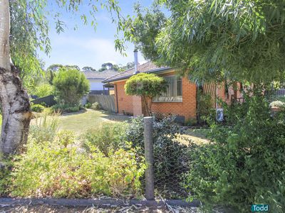 12 Redleaf Close, Heathcote