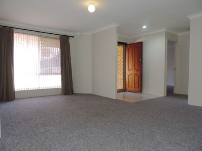 B / 8 Flora Gardens, Alexander Heights