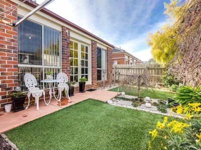 Unit 1 / 9 Governor Close, Tarneit