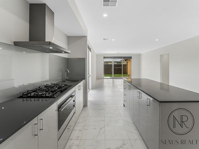11 Kenchuto Way, Southern River