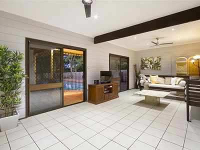 24 Greenview Avenue, Rochedale South