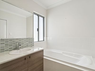 184 Newborough Street, Karrinyup