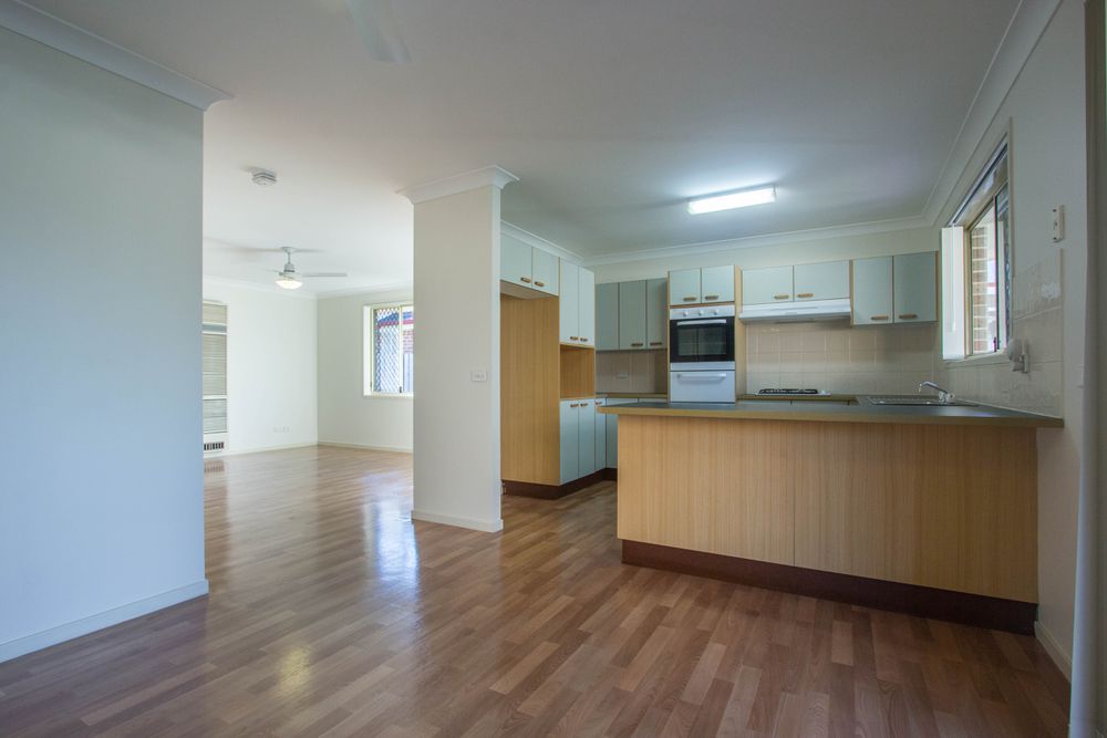 5 Wombeyan Court, Wattle Grove
