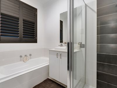 80 Parkland Drive, Yanchep